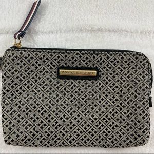 Tommy Hilfiger small bag